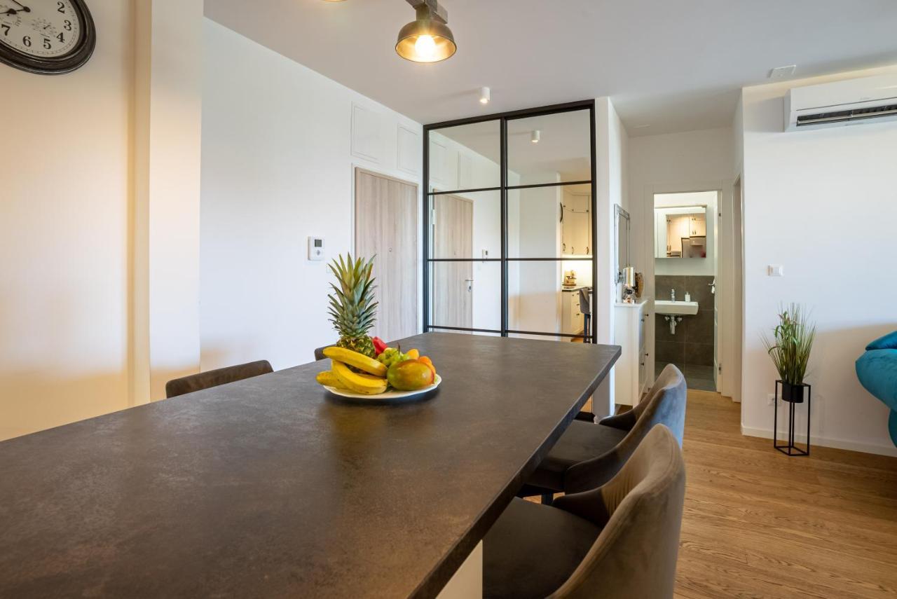 Morska Vila 6 Luxury Apartment Znjan Split Zewnętrze zdjęcie