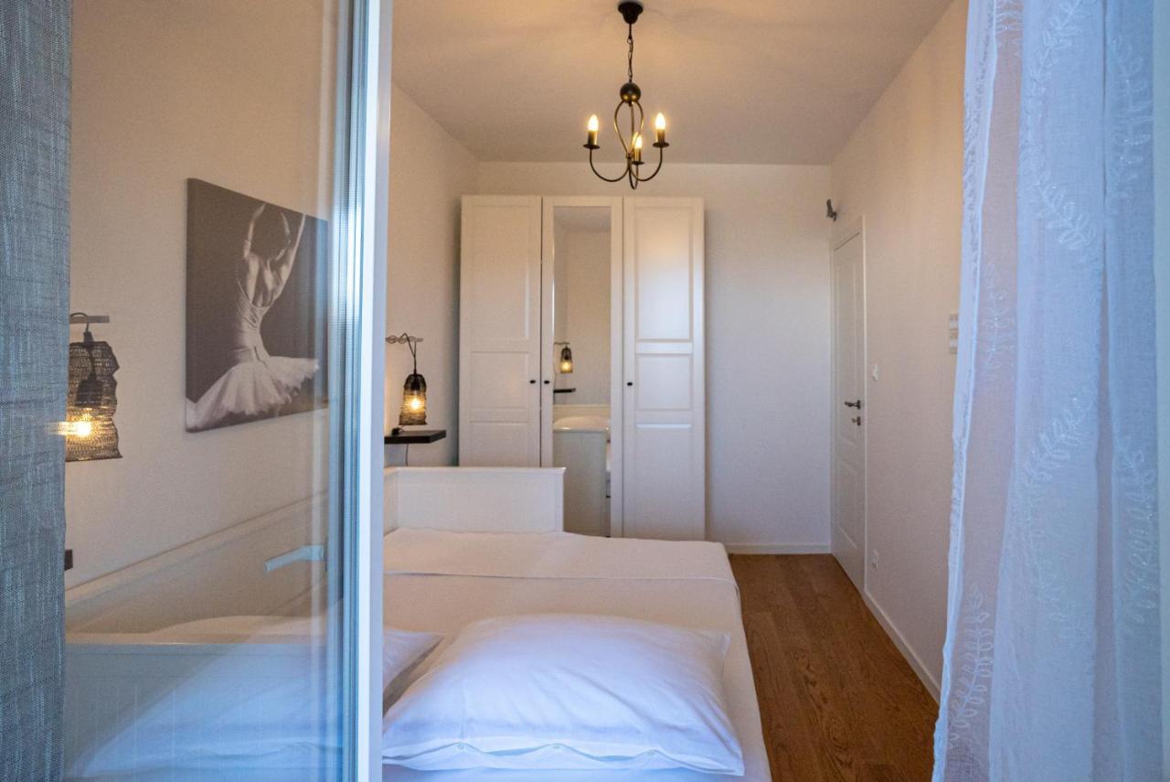 Morska Vila 6 Luxury Apartment Znjan Split Zewnętrze zdjęcie